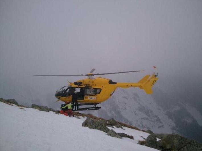 Valanga in Valle d'Aosta, morto uno scialpinista