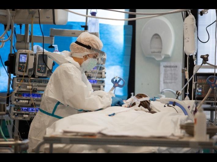 Covid, il 70% dei pazienti ha sintomi anche 5 mesi dopo l'infezione