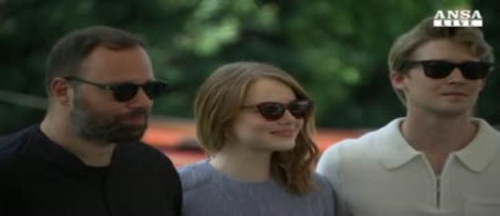 Festival di Venezia, il giorno di Emma Stone