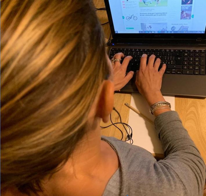 Donne e telelavoro, il rischio di correre 24 ore al giorno