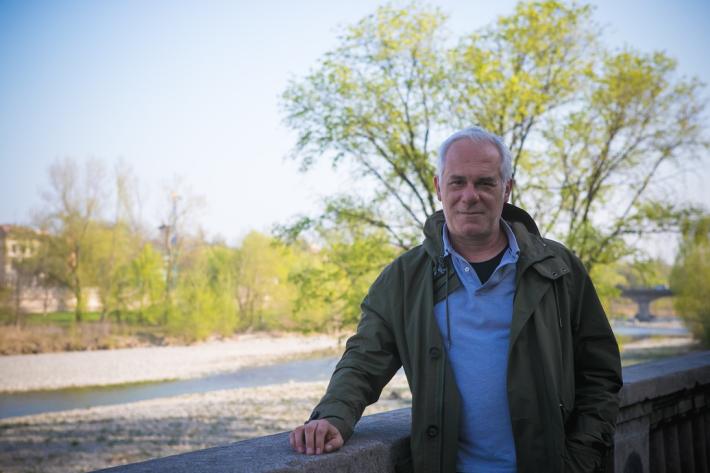 Un parmigiano nella serie &laquo;Suburra&raquo;