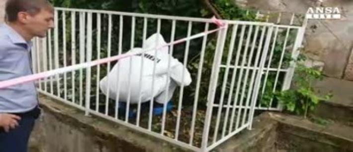 Morta 15enne ferita da ex compagno madre, oggi autopsia