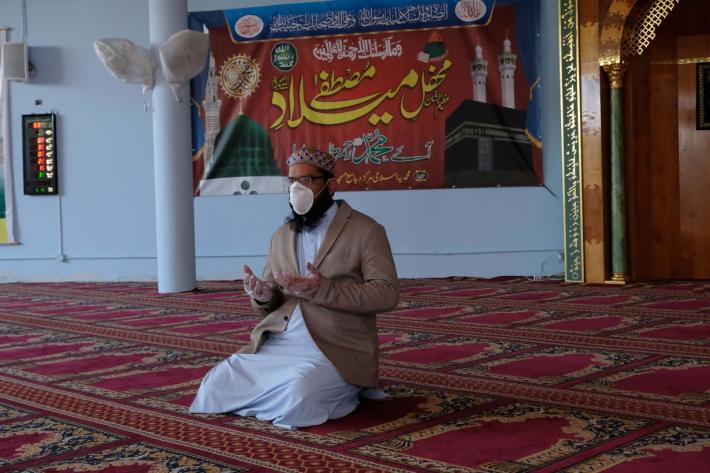 Musulmani: &egrave; inizitoa il ramadan. Ma senza luogo di preghiera