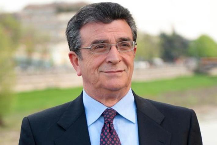 Grande chirurgo e politico: addio a Peppino Crialesi Esposito