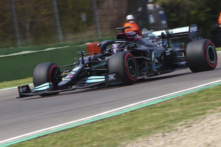 Gp di Imola, Hamilton in pole, Leclerc quarto