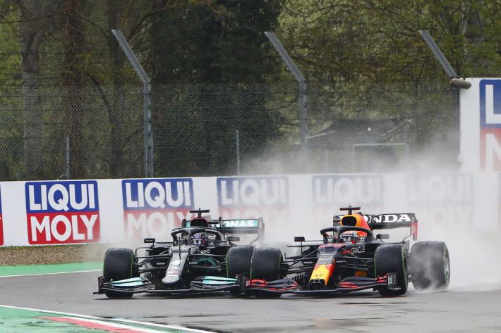 Imola, trionfa Verstappen, Hamilton rimonta fino al 2&deg; posto. Quarto Leclerc