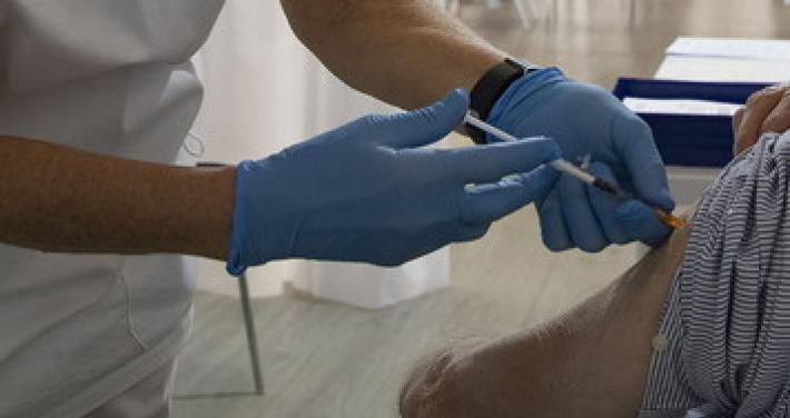 Partite le prenotazioni anche per gli obesi: potranno vaccinarsi a prescindere dall'et&agrave;