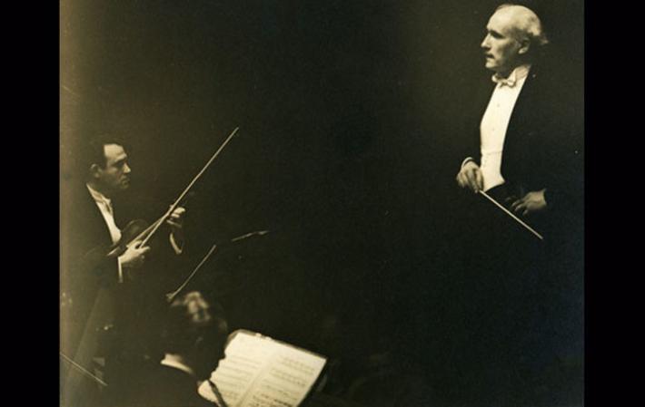 La Fondazione Toscanini vuole riportare in Italia frac del maestro