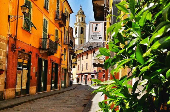 Quel coprifuoco fino al 31 luglio: &laquo;Per la montagna &egrave; il colpo di grazia&raquo;