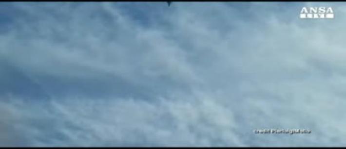 Terracina: aereo militare  si schianta in mare, ecco una ripresa amatoriale ravvicinata