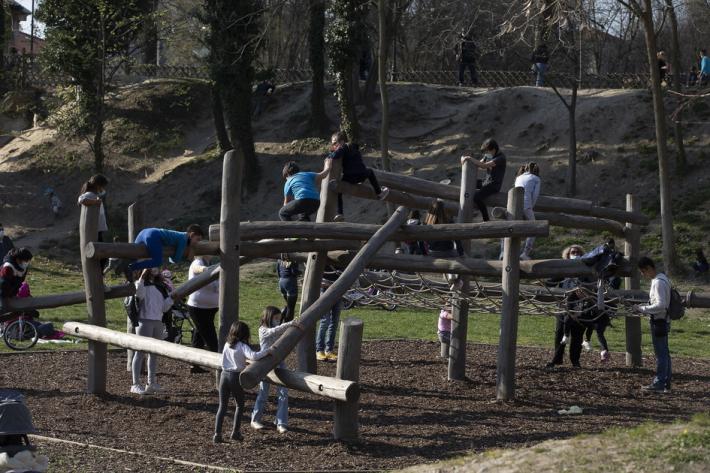 Aree giochi, quegli spazi spesso dimenticati e insicuri