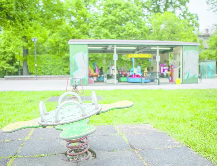 Parchi bimbi, il Comune si muove:  "Sostituiremo i giochi rotti" 