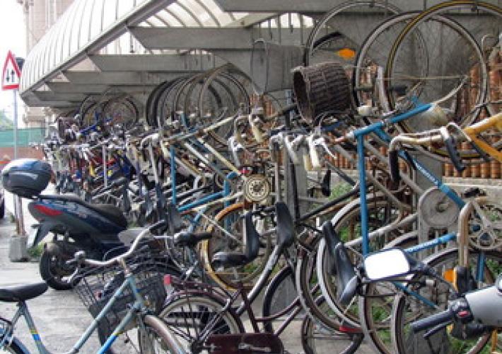 Furto di bici con sorpresa: scatta una denuncia ma non per il ladro
