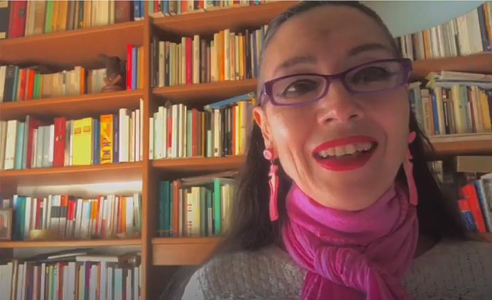 Paola Ferrari interpreta la poesia "Madre" di Gibran: il regalo di Ada alle mamme - Video