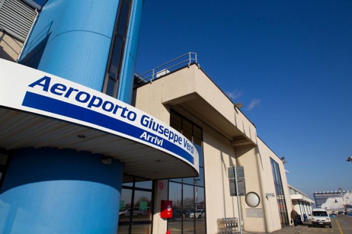 La Regione chiama l'Ue per risolvere la crisi di quattro aeroporti, tra cui il "Verdi!