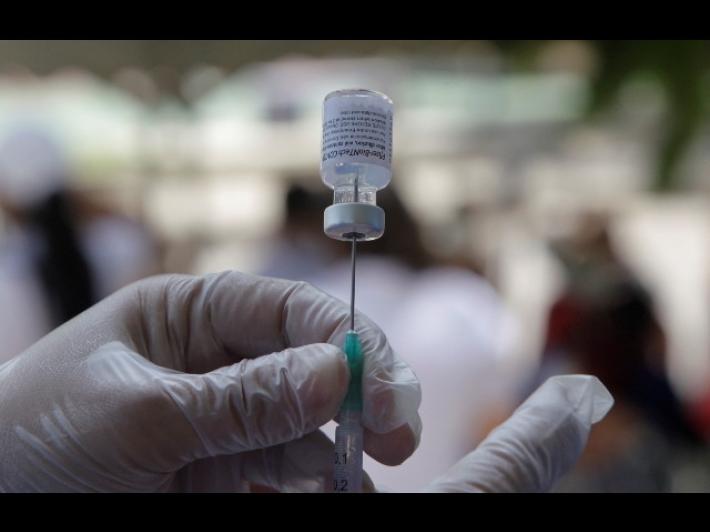 Pfizer, verso l'ok al vaccino per bimbi 6 mesi-11 anni a inizi 2022 