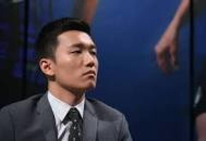  Inter, i tifosi contro Zhang: prenditi responsabilit&agrave; o vattene