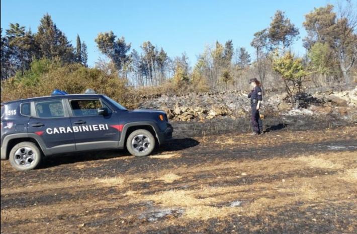 Colorno, scoperta carrozzeria abusiva con emissioni e smaltimento rifiuti speciali non autorizzati: nei guai i due soci