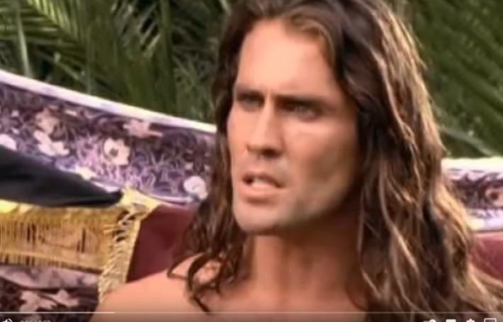 Cade piccolo aereo: fra le vittime l'attore che impersonava Tarzan nella serie tv