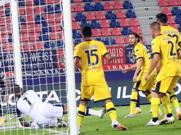 Come nelle favole? Non proprio. Diario di una stagione nera al seguito del Parma