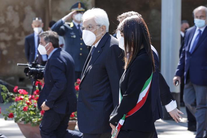 Gaffe alla cerimonia per Ciampi, sulla targa il nome &egrave; sbagliato