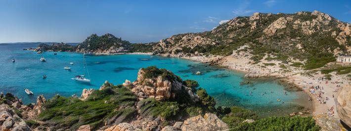 Le agenzie di viaggi sperano nel green pass: &laquo;Ora &egrave; il caos&raquo;