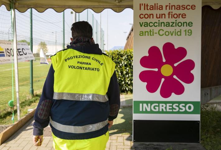 Coronavirus: la campagna vaccinale corre pi&ugrave; che nel resto d'Europa