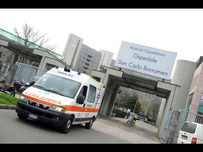 Si rovescia canoa sul Mincio, un morto 