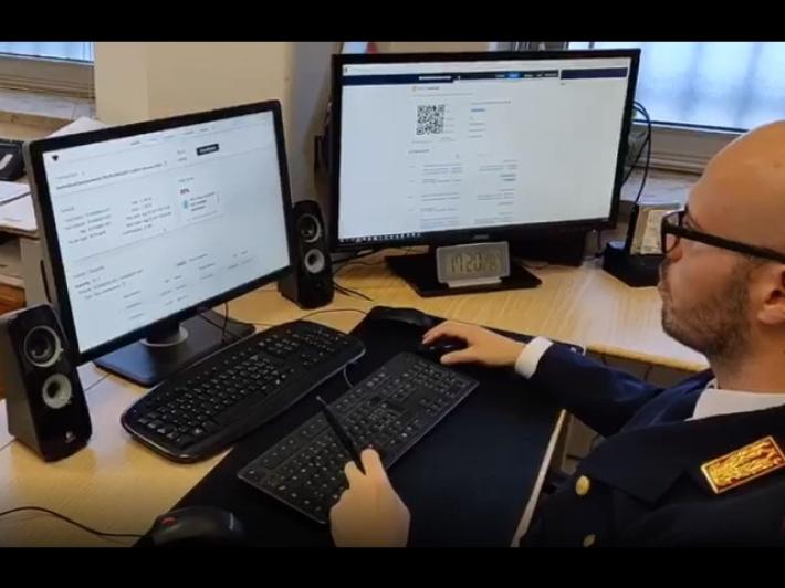 Attacco informatico a Luxottica,perquisizioni in tutt'Italia