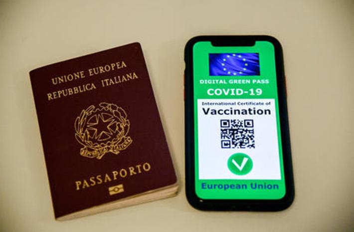  Firmato il  regolamento sul green pass Ue, al via dal 1 luglio 