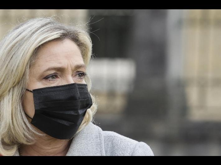 Francia: Le Pen non sfonda, destra avanti nelle regionali