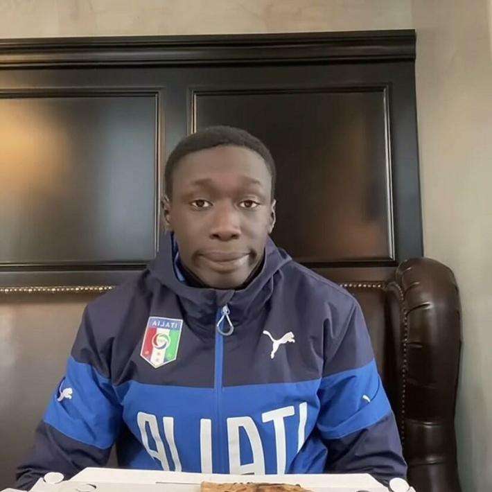 Khaby Lame &egrave; il tiktoker pi&ugrave; seguito al mondo: 42,4 milioni di follower