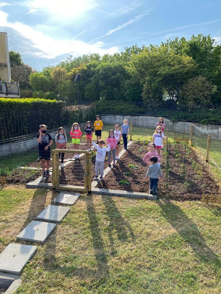 Un prato a San Martino Sinzano &egrave; diventato un orto per bambini