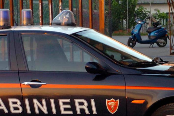 Un 18enne ucciso a coltellate in stazione a Reggio Emilia 