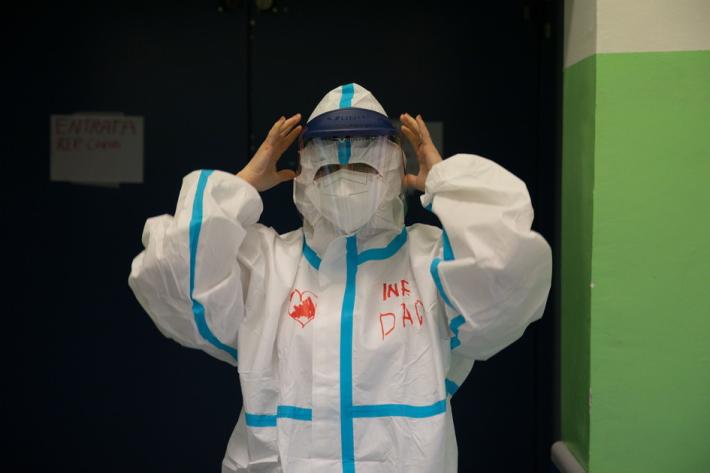  Remuzzi, 'la nuova variante Xe e' preoccupante'