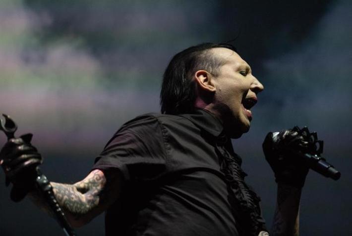Accuse di aggressione, mandato d'arresto per Marilyn Manson