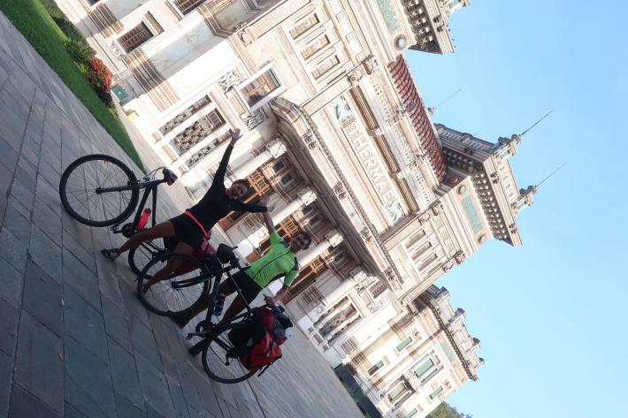 Mollo tutto e salgo in sella: il viaggio di Giada e Antoine