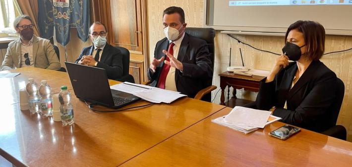 Donini a Borgotaro: ecco il piano per la riapertura del Punto Nascite. Servono 36 operatori