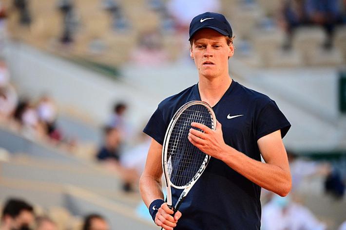 Sinner rinuncia alle Olimpiadi: "Scelta migliore per il  mio futuro"