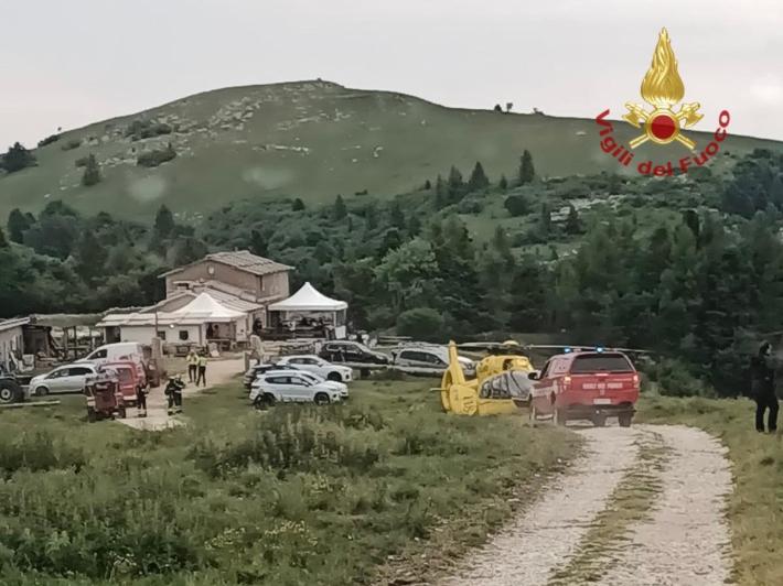 Due bimbi  muoiono travolti dal crollo di un tetto