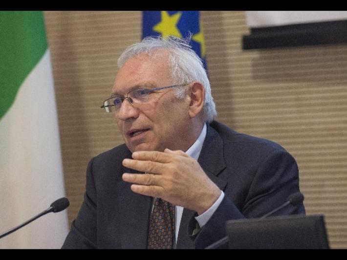 Bianchi, governo mai parlato settimana corta a scuola