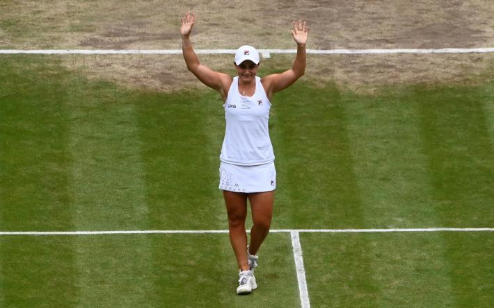 Ashleigh Barty batte Karolina Pliskova: &egrave; la nuova regina di Wimbledon