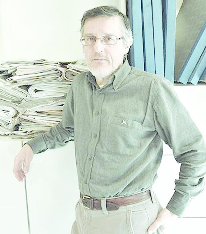  Varesi Il commissario  Soneri  e un&rsquo;indagine contromano  