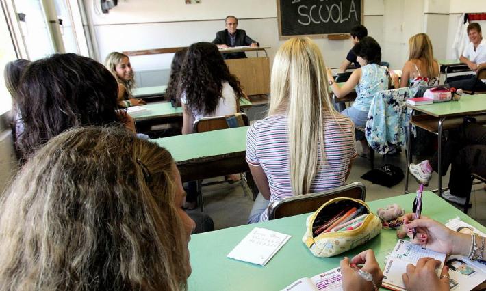 Danni da Dad: alle superiori il 51% non sa matematica, il 44% l'italiano