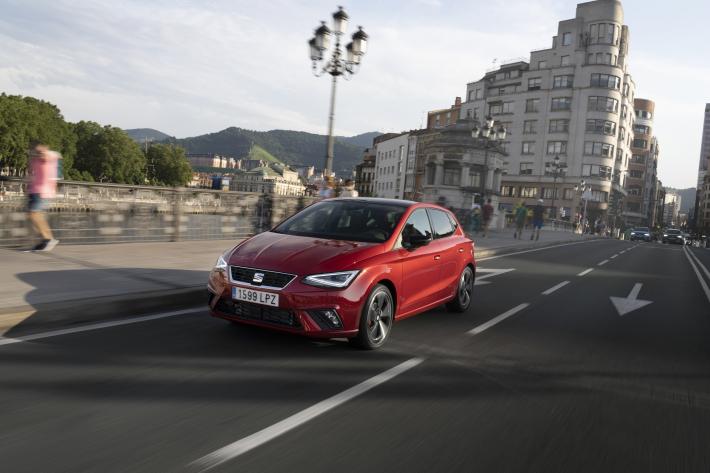 Seat Ibiza stilosa e hi-tech: la city-car spagnola si rinnova