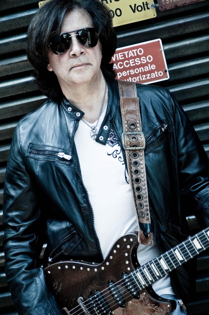 Solieri, il chitarrista di Vasco: &laquo;Finalmente si suona&raquo;