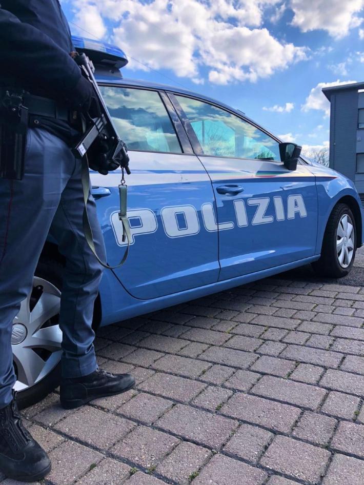 Due appartamenti e un giro di escort cinesi: parmigiano condannato