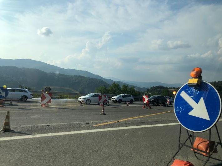 Auto ferma sull'Autocisa (verso Spezia), coda  tra Pontremoli e Berceto