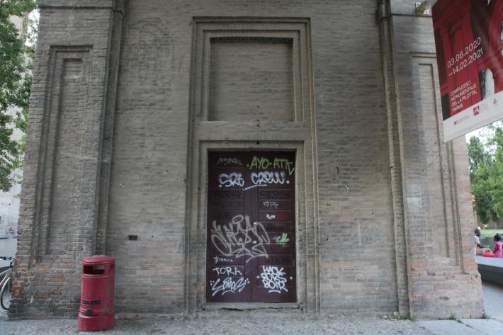 &laquo;Anche escrementi davanti alla gelateria. Vado via dalla zona della Pilotta senza rimpianti&raquo;  