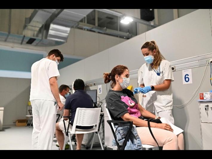 Il Gimbe: "In 7 giorni i morti da Covid crescono del 46%, &egrave; la quarta ondata"